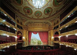 kongelige-teater-gave-30-aar